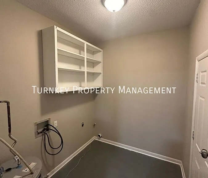 1821 Sanford Dr #3 — Photo 7