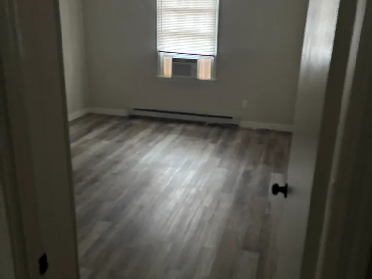 409 Lindsay Rd — Photo 10