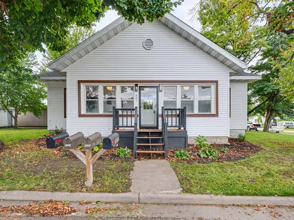 407 8th Avenue W, Durand, WI 54736