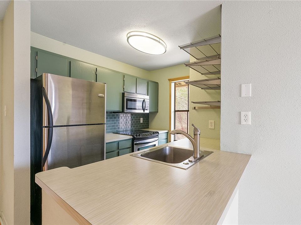 1st image of 4500 E Oltorf St APT 204