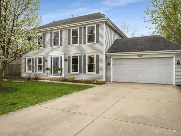 652 Maves Dr, Batavia, IL 60510