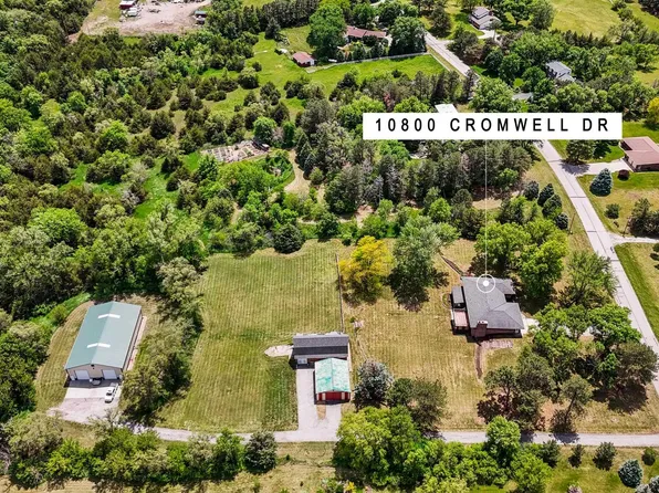 10800 Cromwell Dr, Lincoln, NE 68516