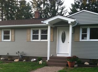 69 Olko Cir, Chicopee, MA 01020