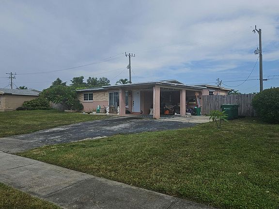 2nd image of 1533 W River Dr
