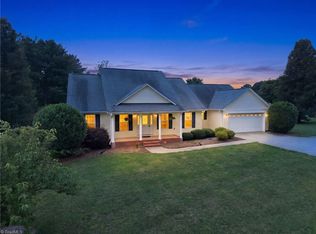 210 Jane Sowers Rd, Statesville, NC 28625