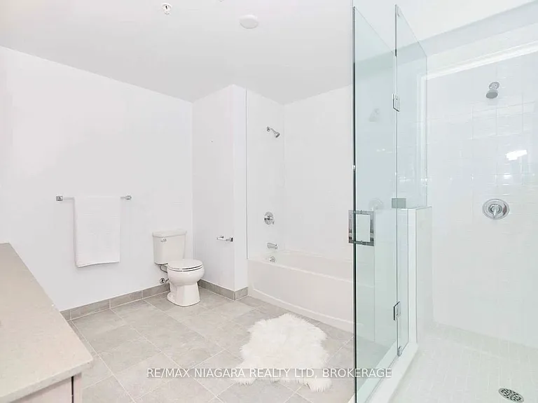 7711 Green Vista Gate #SUB_PENTHOUSE-914 — Photo 9