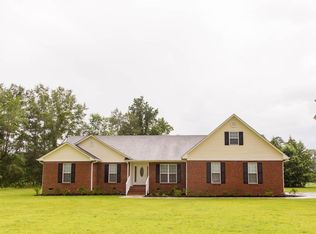 1842 Poultry Ln, Gadsden, SC 29052