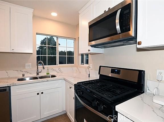 2nd image of 25690 Felicia Ave