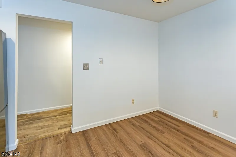 2 bed, 1.0 bath, 1152 sqft, $2,750 — Photo 4