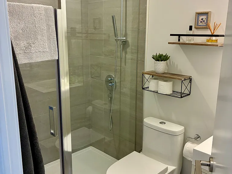 9 Tecumseth St #610 — Photo 10