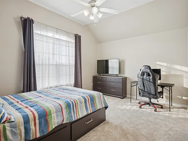 8812 Bluffcreek Ln — Photo 27
