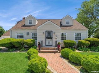 120 Rutland Rd, Hempstead, NY 11550