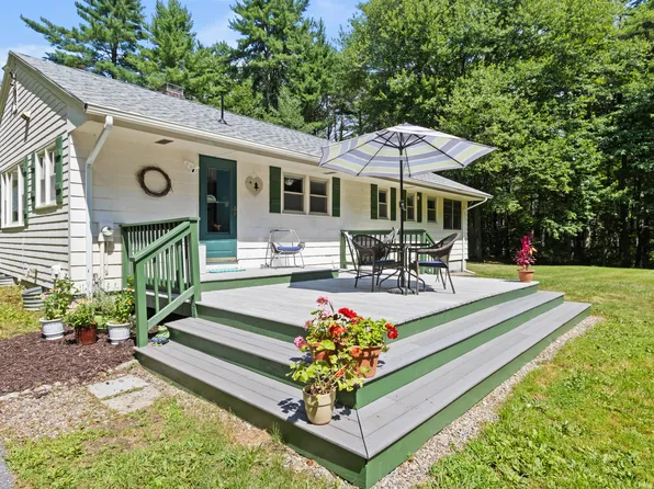 4 Streamwood Lane, Falmouth, ME 04105