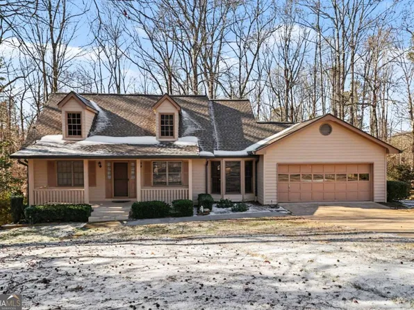 1940 Commonwealth Ct, Cumming, GA 30041