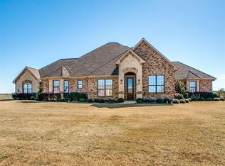 6201 High Meadows Dr, Krum, TX 76249