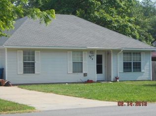 308 SW 6th St, Bentonville, AR 72712