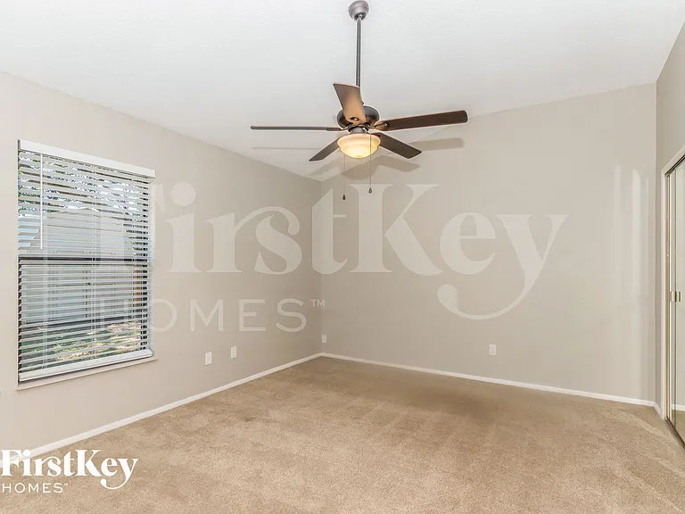 8021 Weather Vane Dr — Photo 13