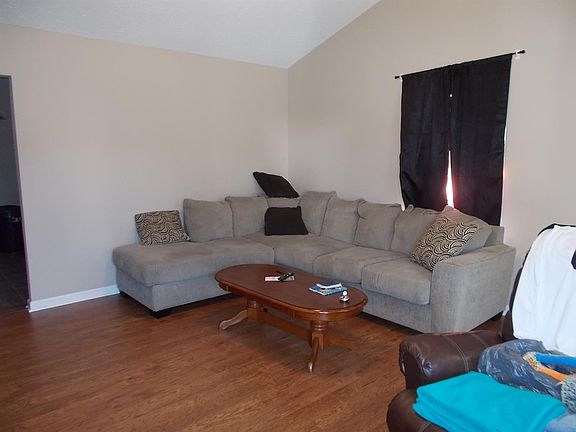 4th image of 104 Tammy Branch Dr