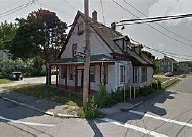 2nd image of 115 Front St #1