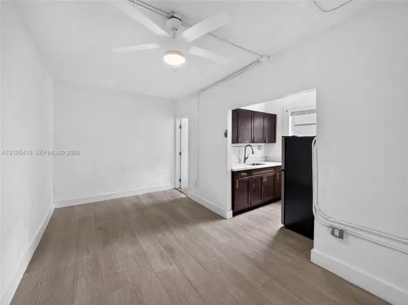 967 SW 5th St, Miami, FL