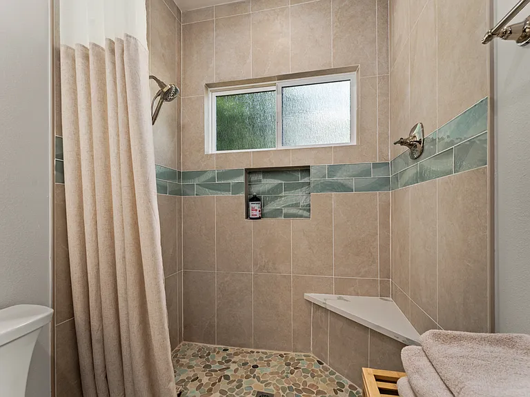 8524 Arma St #2 — Photo 24