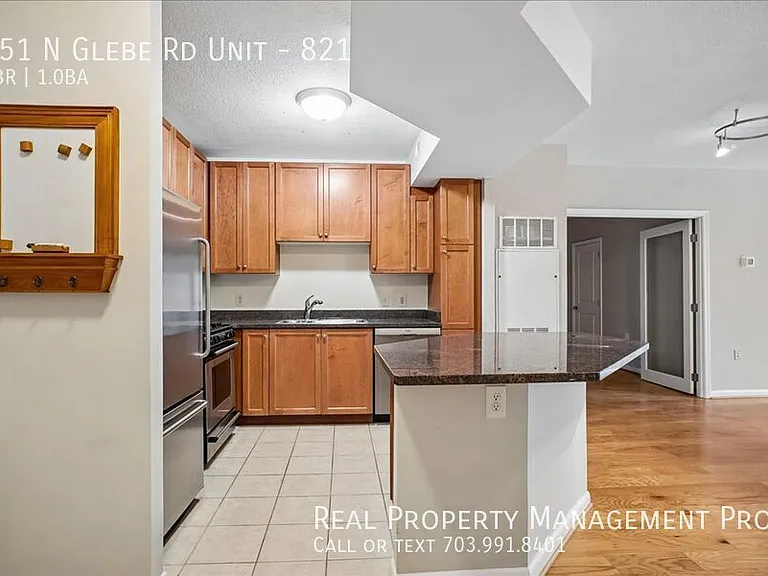 851 N Glebe Rd #821 — Photo 6
