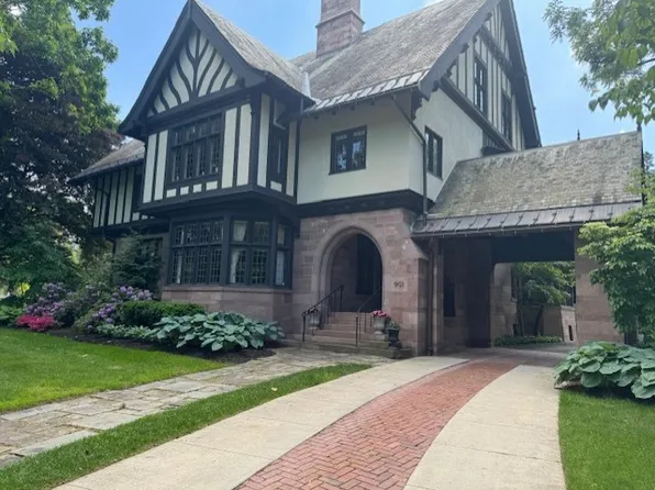 901 East Ave #A, Rochester, NY 14607