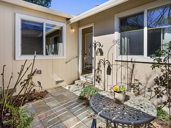 4th image of 2505 Copperfield Drive