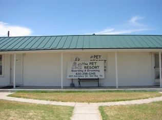 104 Currency Dr, Del Rio, TX 78840