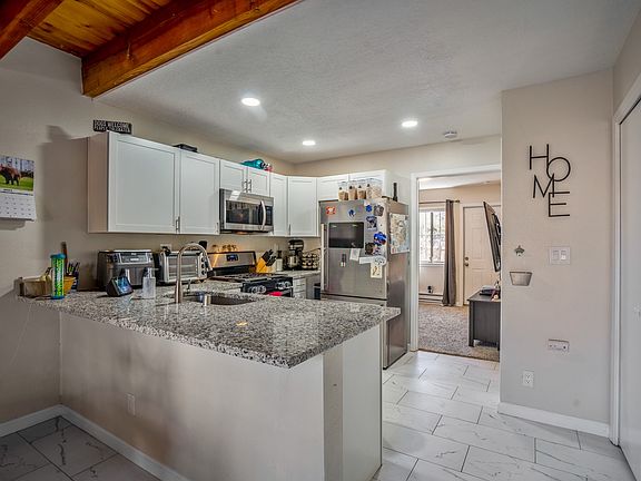3rd image of 1504 Avenida De Las Americas