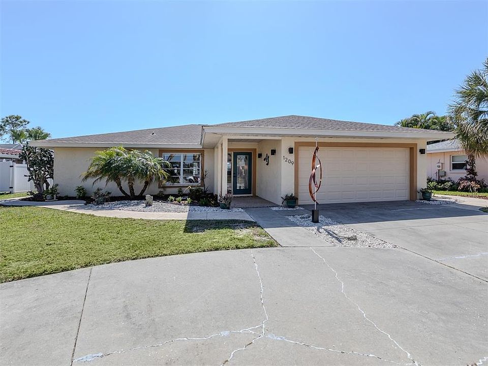 1st image of 1209 LUCAYA AVENUE