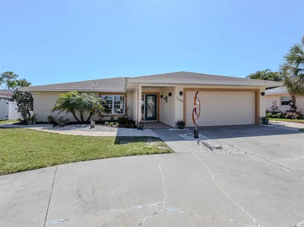 1209 Lucaya Ave, Venice, FL 34285