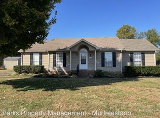 3231 Meadowhill Dr, Murfreesboro, TN 37130