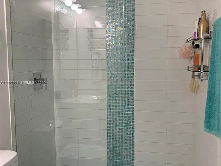 1017 NE 42nd Ave #1017 — Photo 22