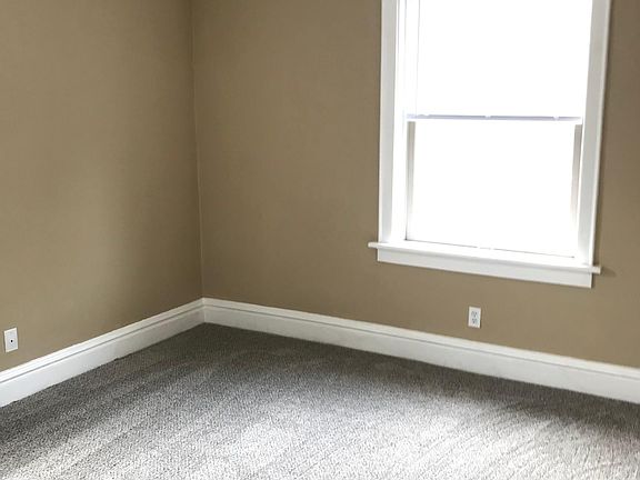 5th image of 2166 Lawrence St APT 3N