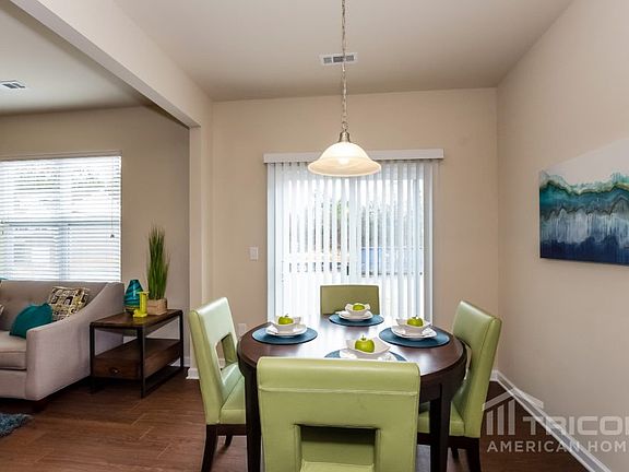 3rd image of 2067 Aragon Ln