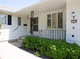 1237 Oak St N, Fargo, ND 58102