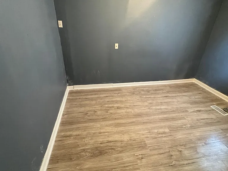 820 Brooke Rd — Photo 2