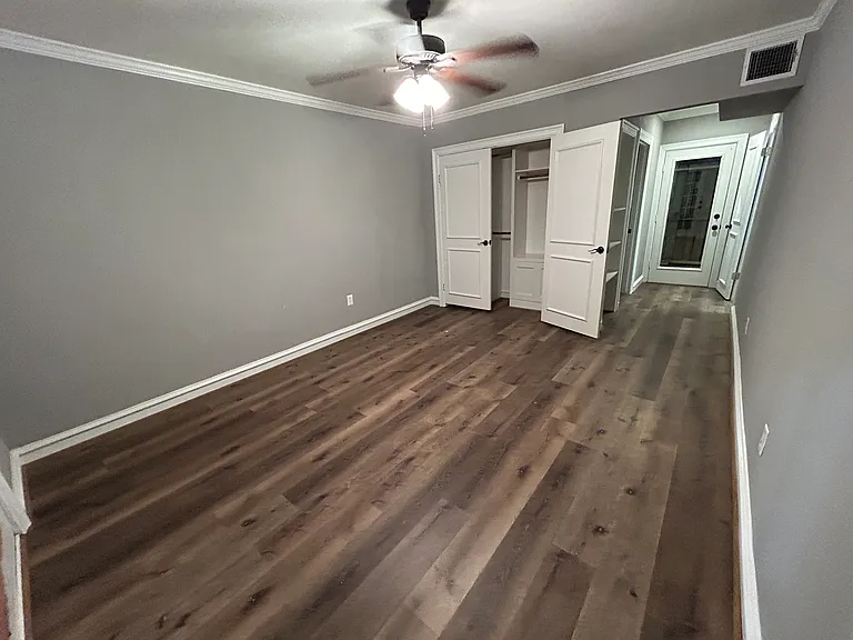 1608B Crockett St — Photo 12