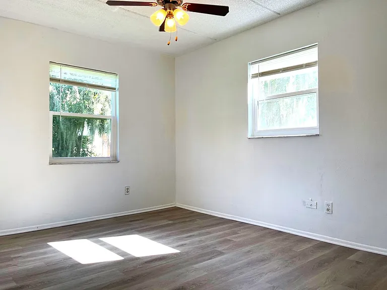 731 Michigan Ct #2 — Photo 11