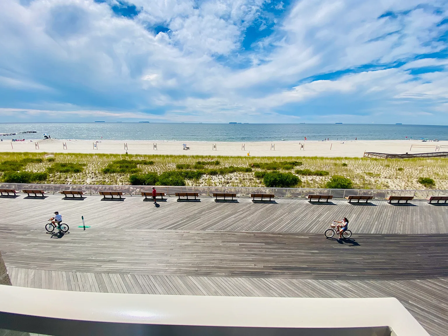 2 bed, 1400 sqft, $7,500 — Photo 4