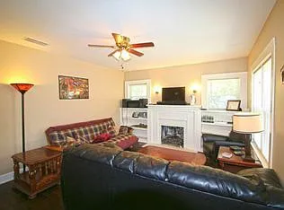 3 bed, 2.0 bath, 1597 sqft, $1,250 — Photo 4
