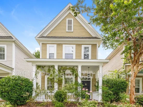 105 Barberry St, Summerville, SC 29483
