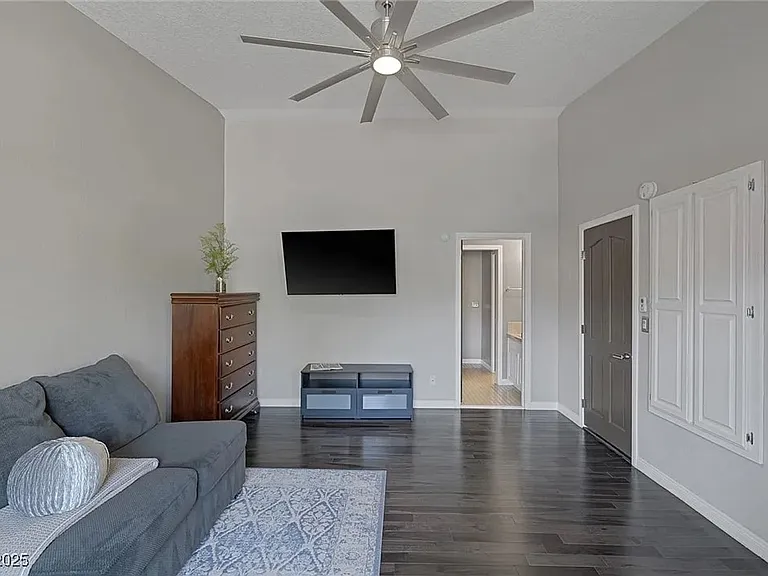 9 Quail Run Rd — Photo 37