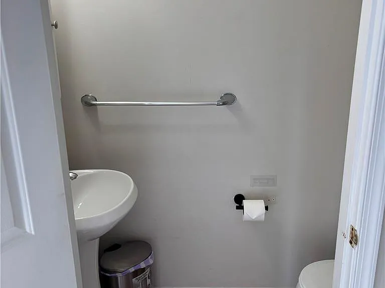 118 Knollwood Dr — Photo 12
