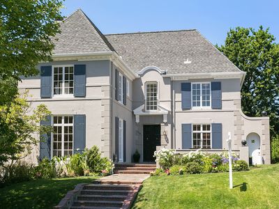 716 Longridge Rd, Oakland, CA, 94610