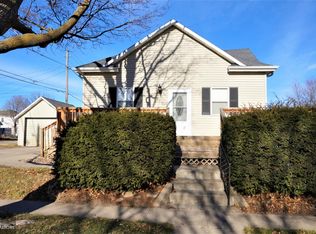 519 E Bluff St, Carroll, IA 51401