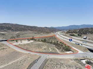 9 Quail Lake Rd, Lebec, CA 93243