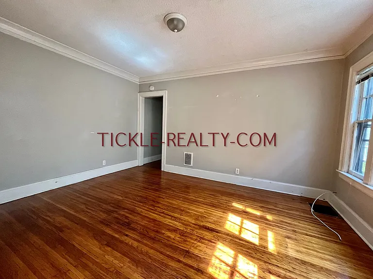 28 Berkshire Street — Photo 3