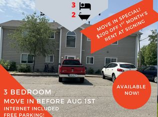 4549 Steinbeck St #3, Ames, IA 50014